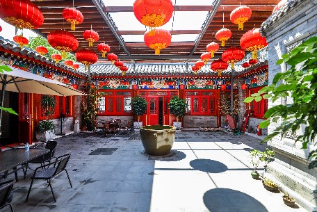 尊重歷史、保護(hù)文化遺產(chǎn)：北京四合院保護(hù)與改造